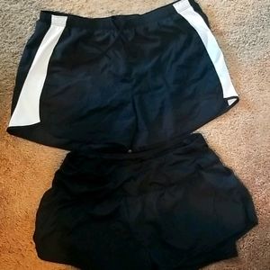 Bundle of 2 Champion shorts